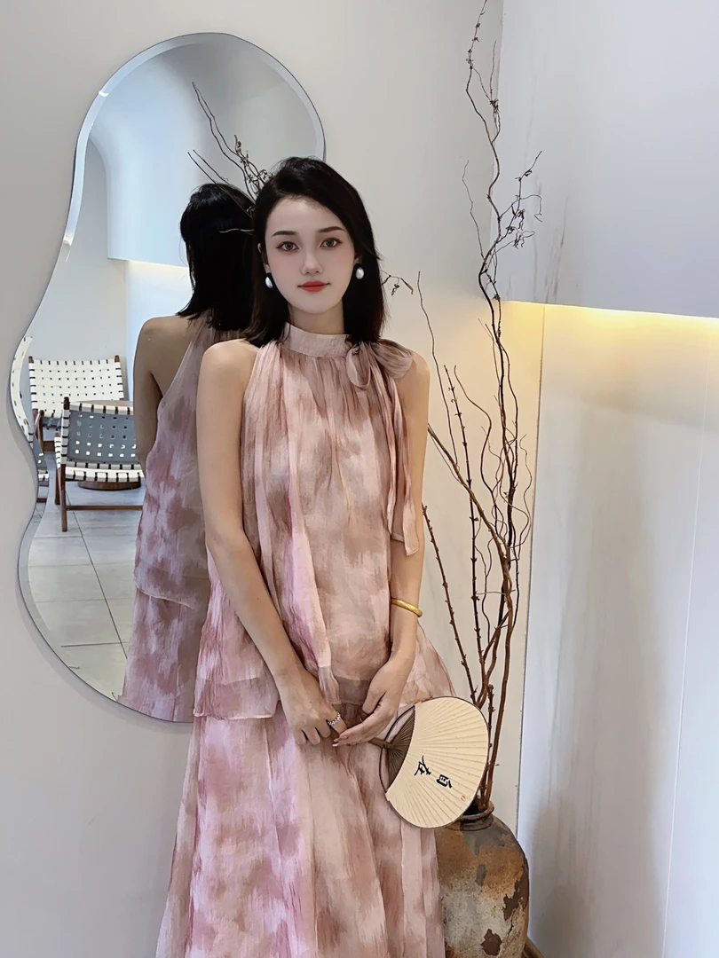 晨～熙女装辣妹韩版孤品清仓（24.9～39.9）