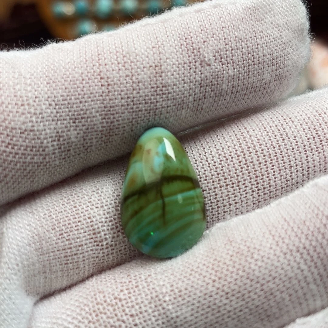 未镶嵌绿松石珠宝奇石