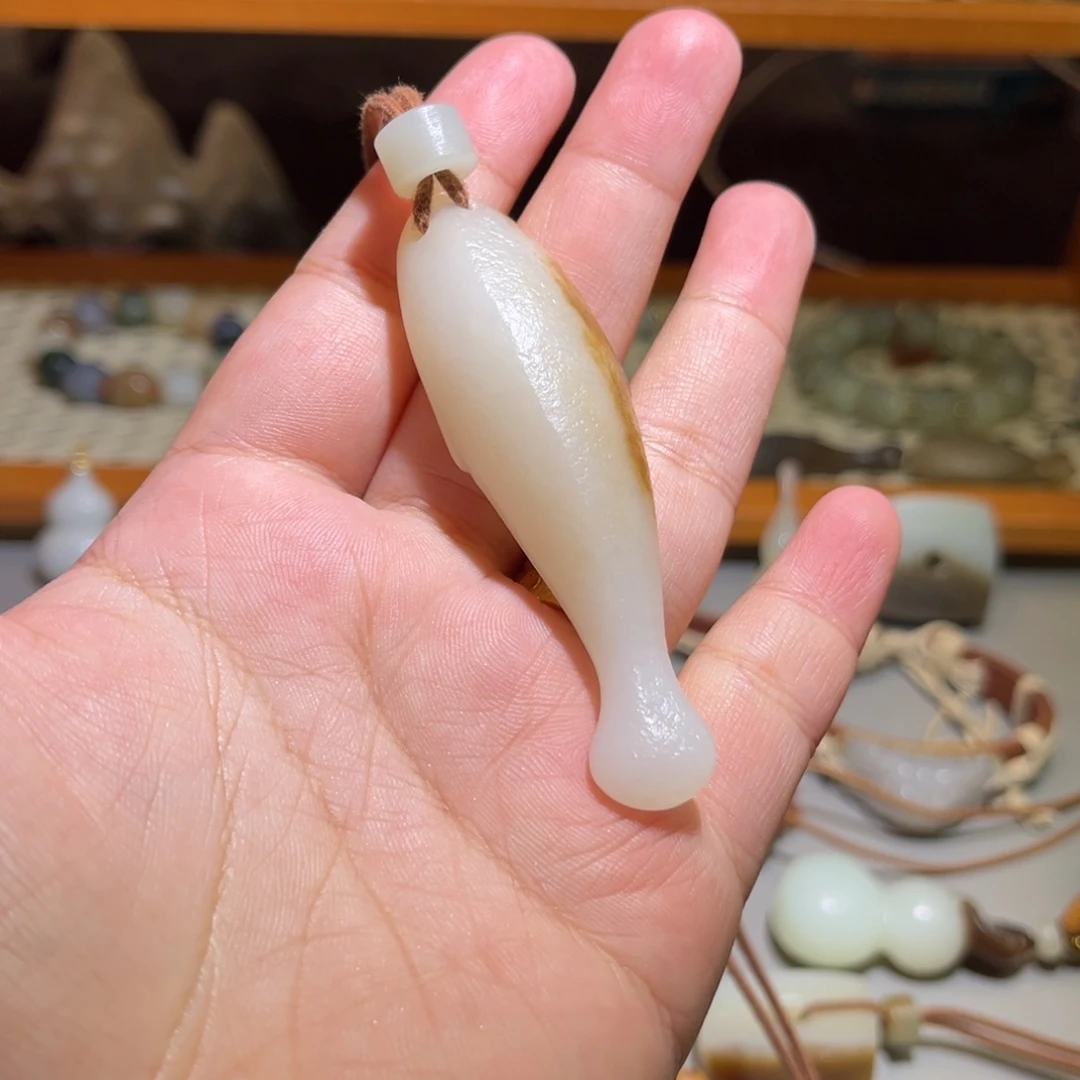 露***子和田玉未镶嵌手链