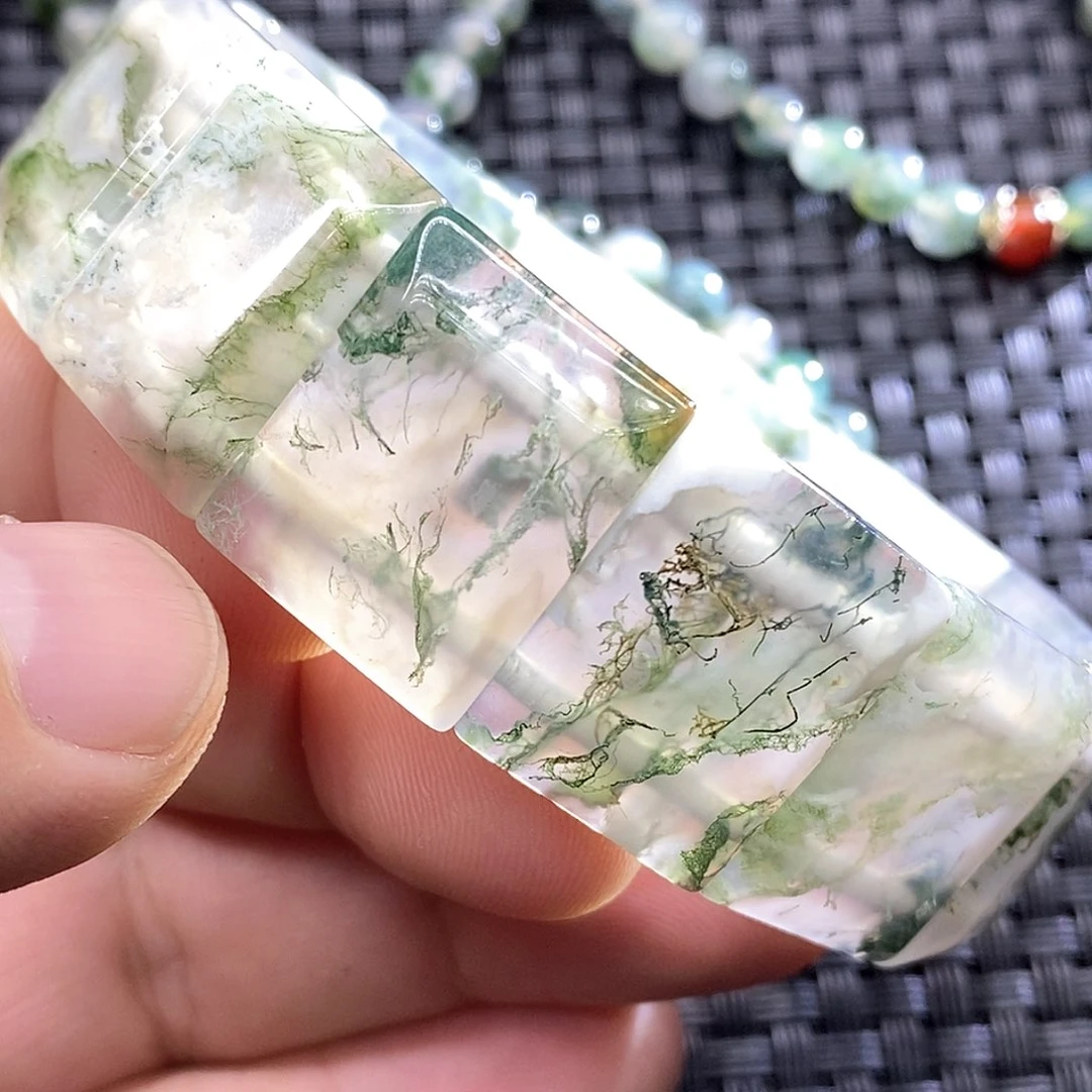 玛瑙/玉髓颈饰未镶嵌敷*