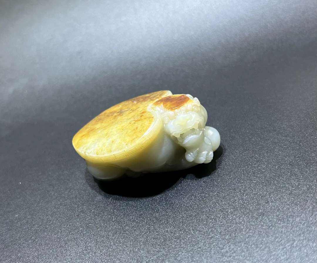 和田玉手把件龙龟雕工精致