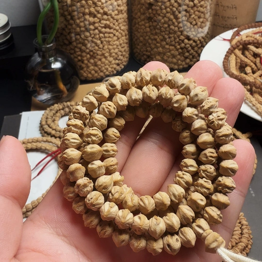 y***.柏香籽/百香籽吊坠狂噬