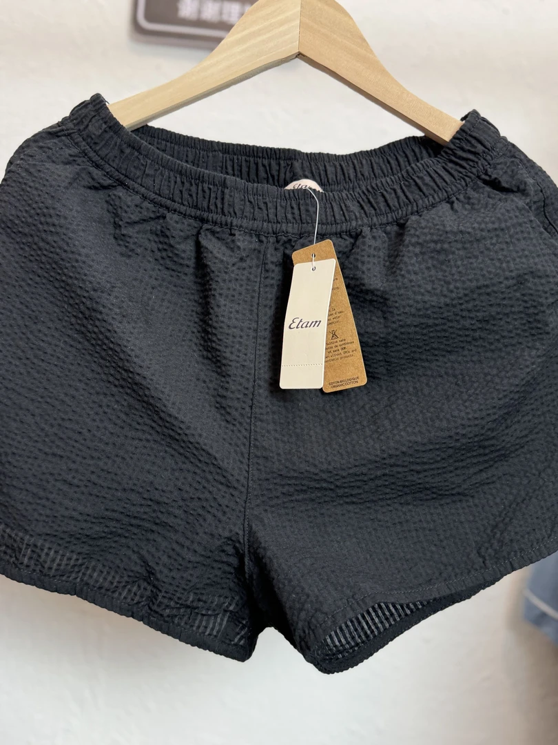 艾家黑色短裤时尚百搭