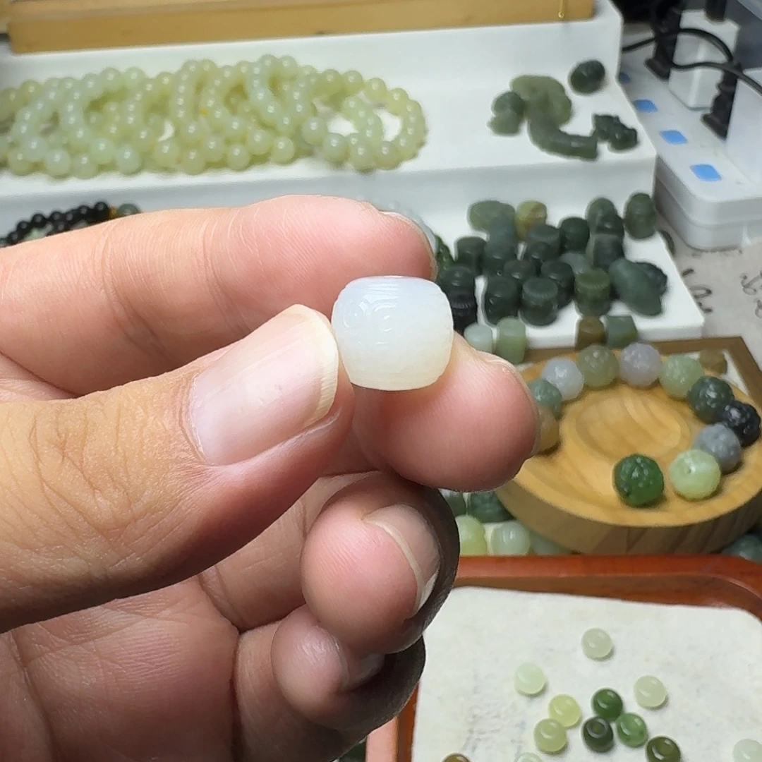 谷***生和田玉未镶嵌珠宝半成品和田玉白玉回纹老型11×12㎜