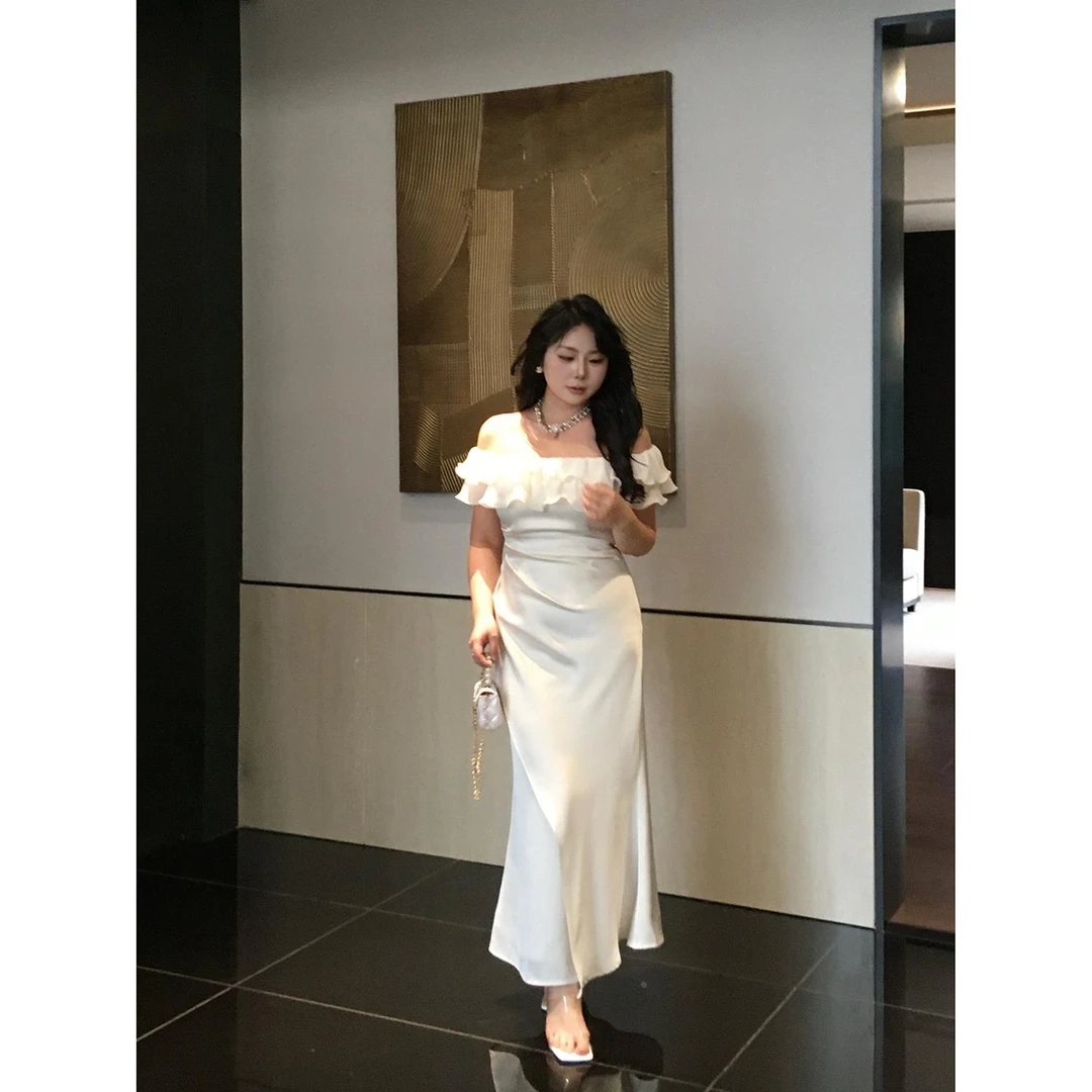 【大小姐】 “椰影白沙”露肩纯欲风褶皱收腰法式气质显瘦连衣裙