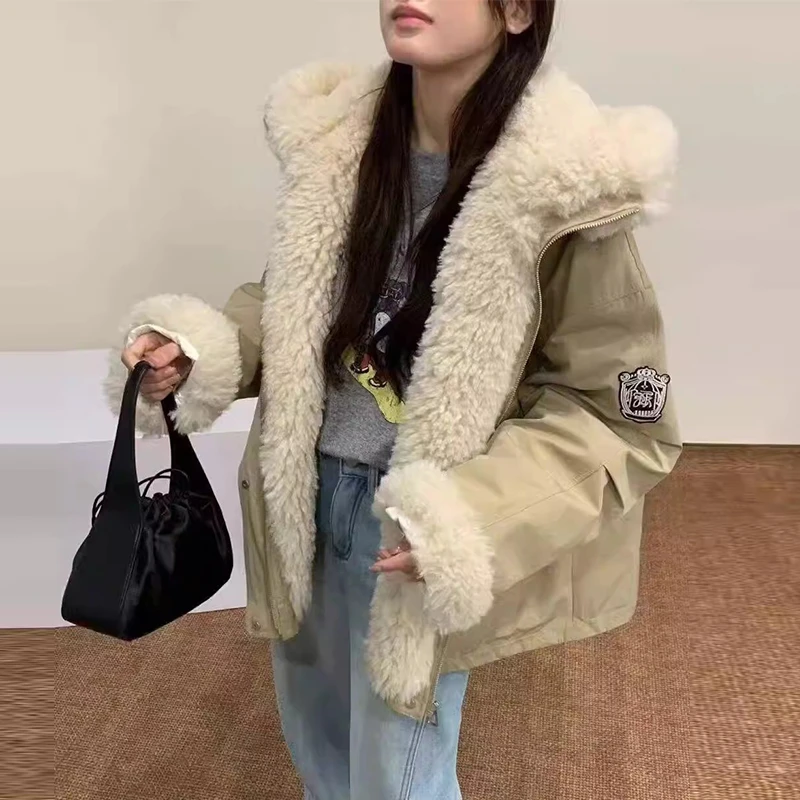 韩国东大门25冬装新款袖子设计感休闲接拼大口袋韩版带帽外套