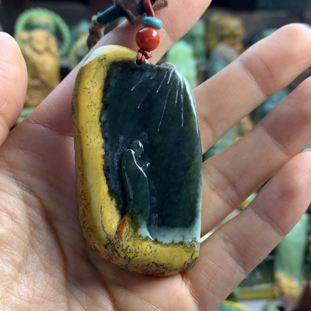 岫岩河磨玉（透闪石质玉）挂件未镶嵌胡***?