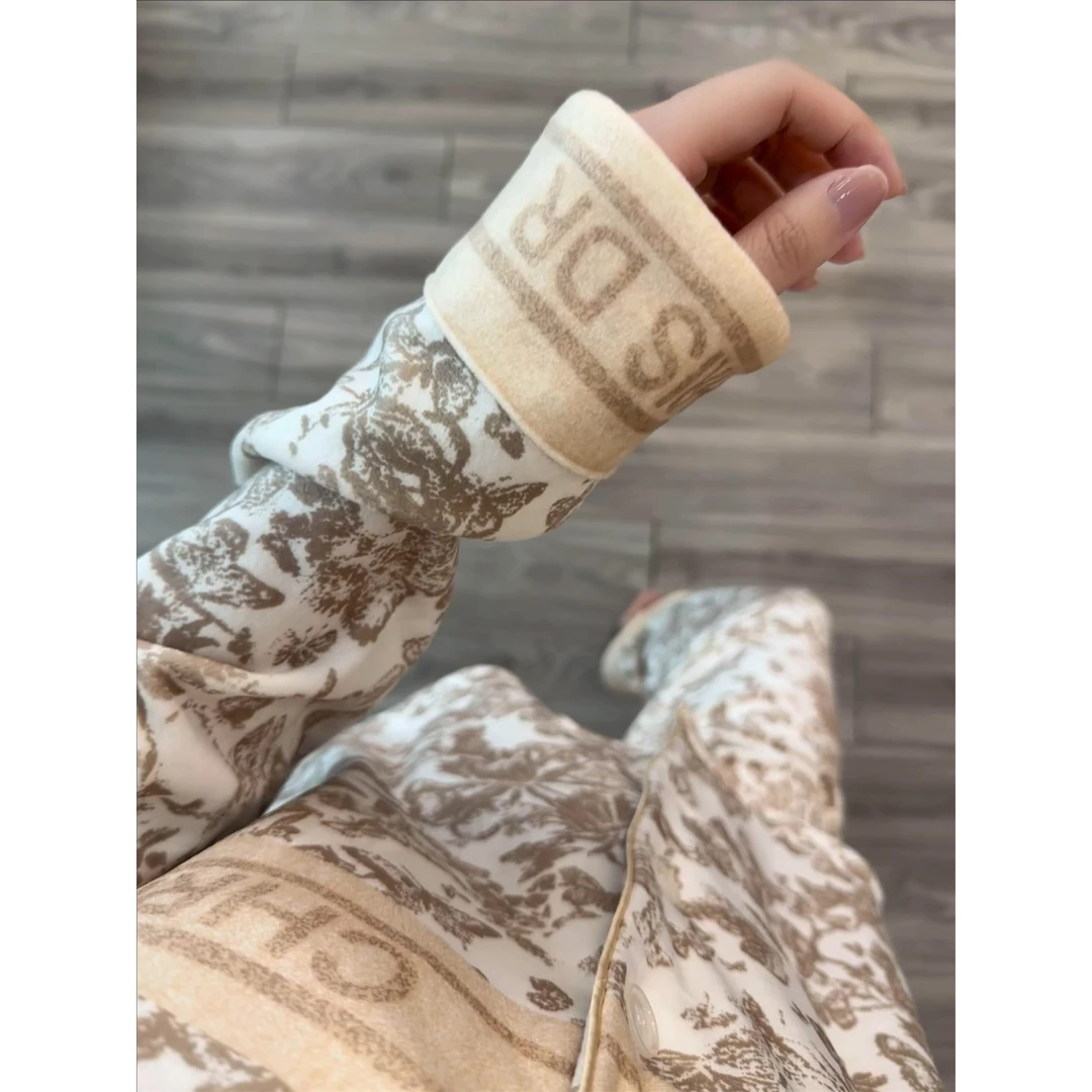 高级感德绒睡衣女冬季2025新款加绒加厚保暖家居服大码套装可外穿