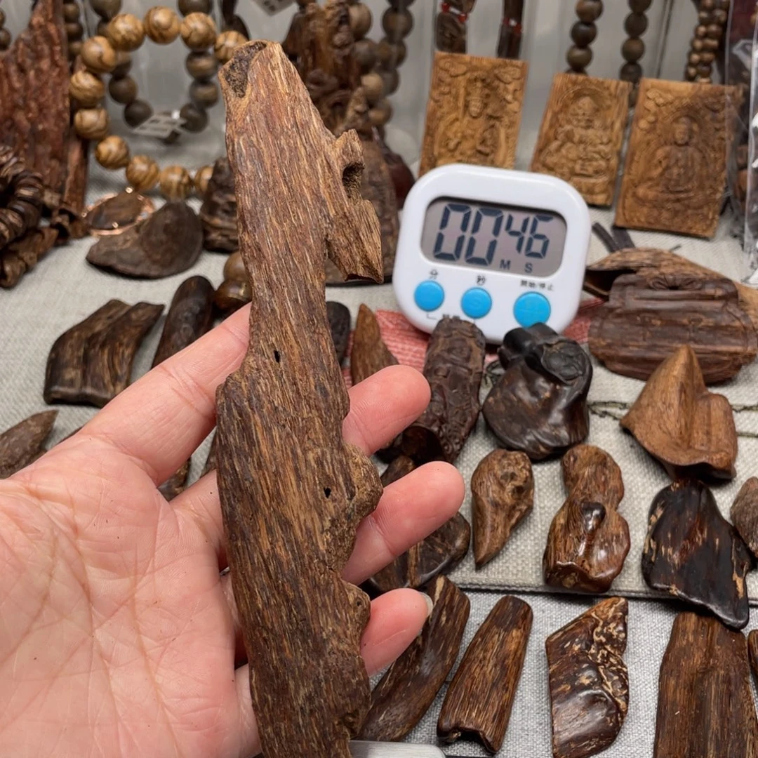 沉香沉香碎屑富国岛扭结10+