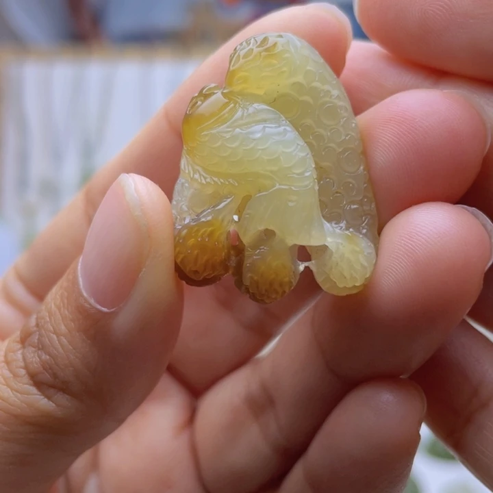 和田玉未镶嵌吊坠(不含链)