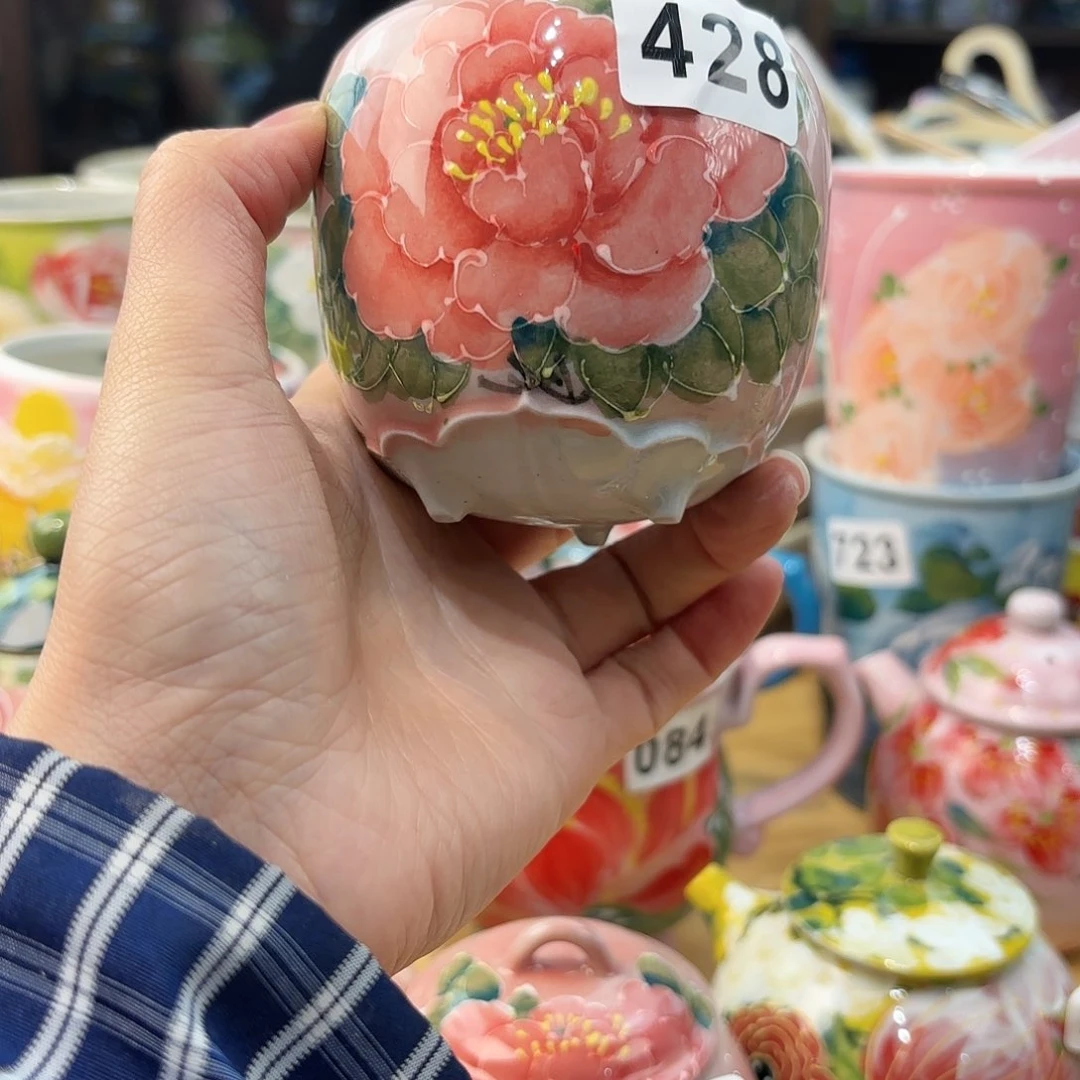 瓷片兔兔盖茨，兔兔