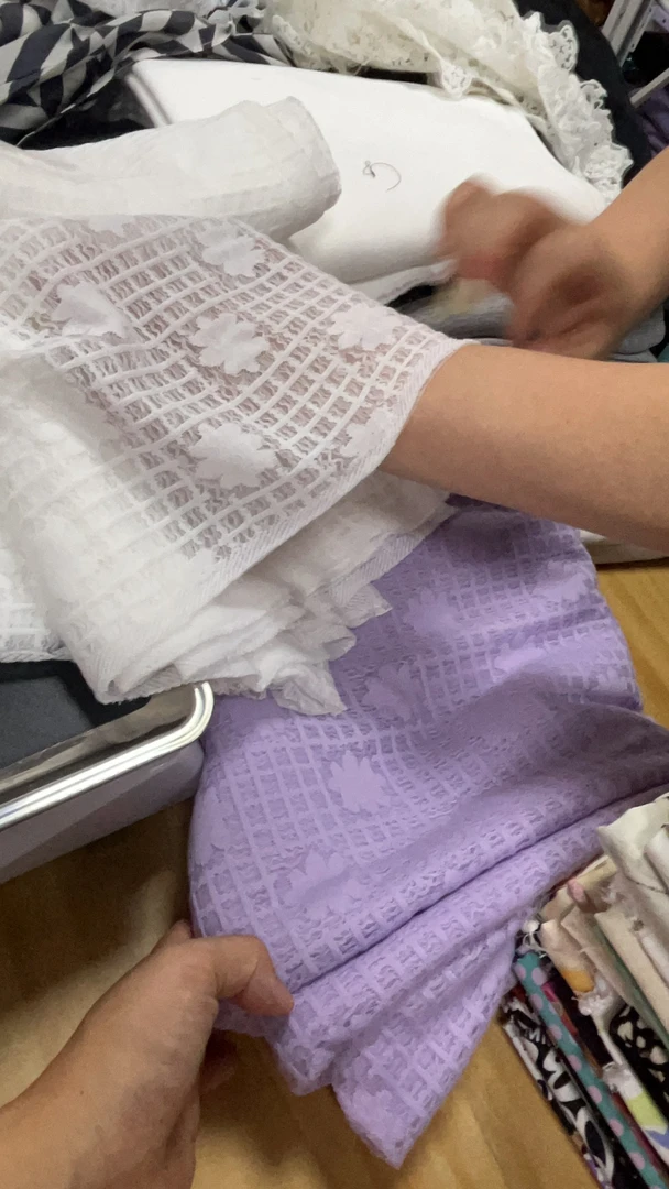 羽毛蕾丝紫色，白色