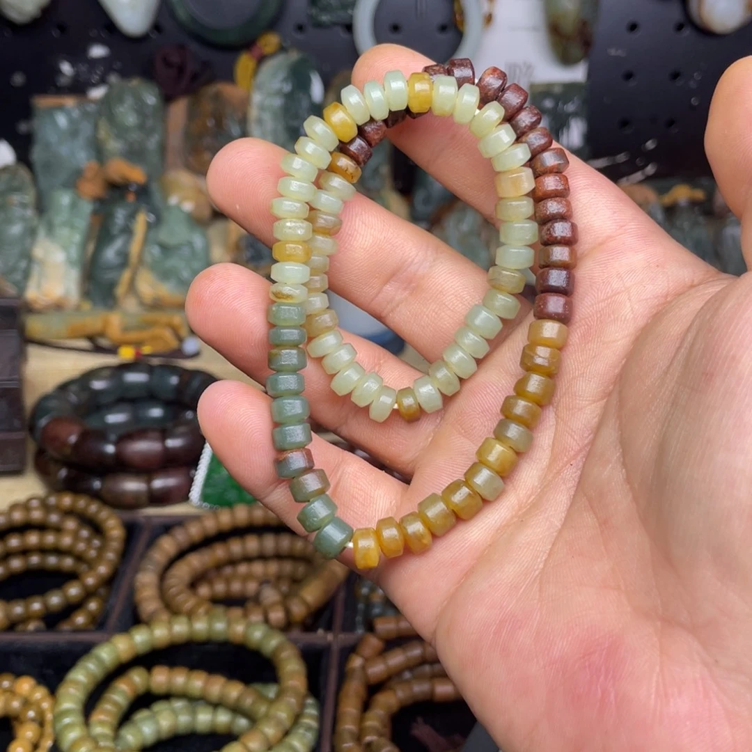 岫岩河磨玉（透闪石质玉）未镶嵌颈饰