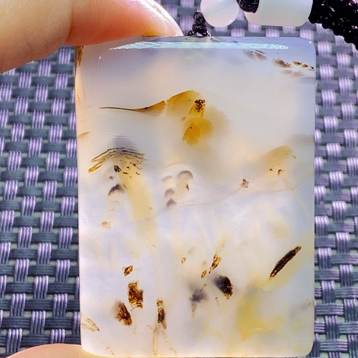 玛瑙/玉髓颈饰未镶嵌井*