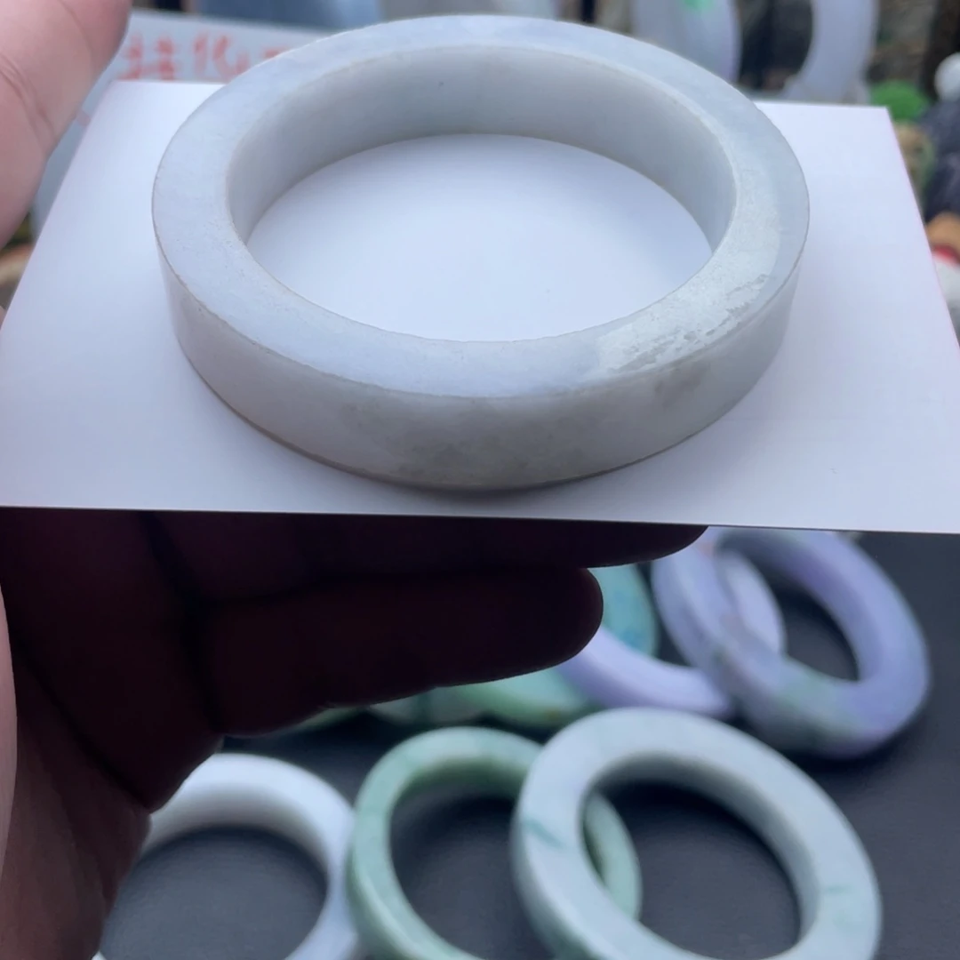 翡翠未镶嵌手镯翡翠手镯正圈白月光