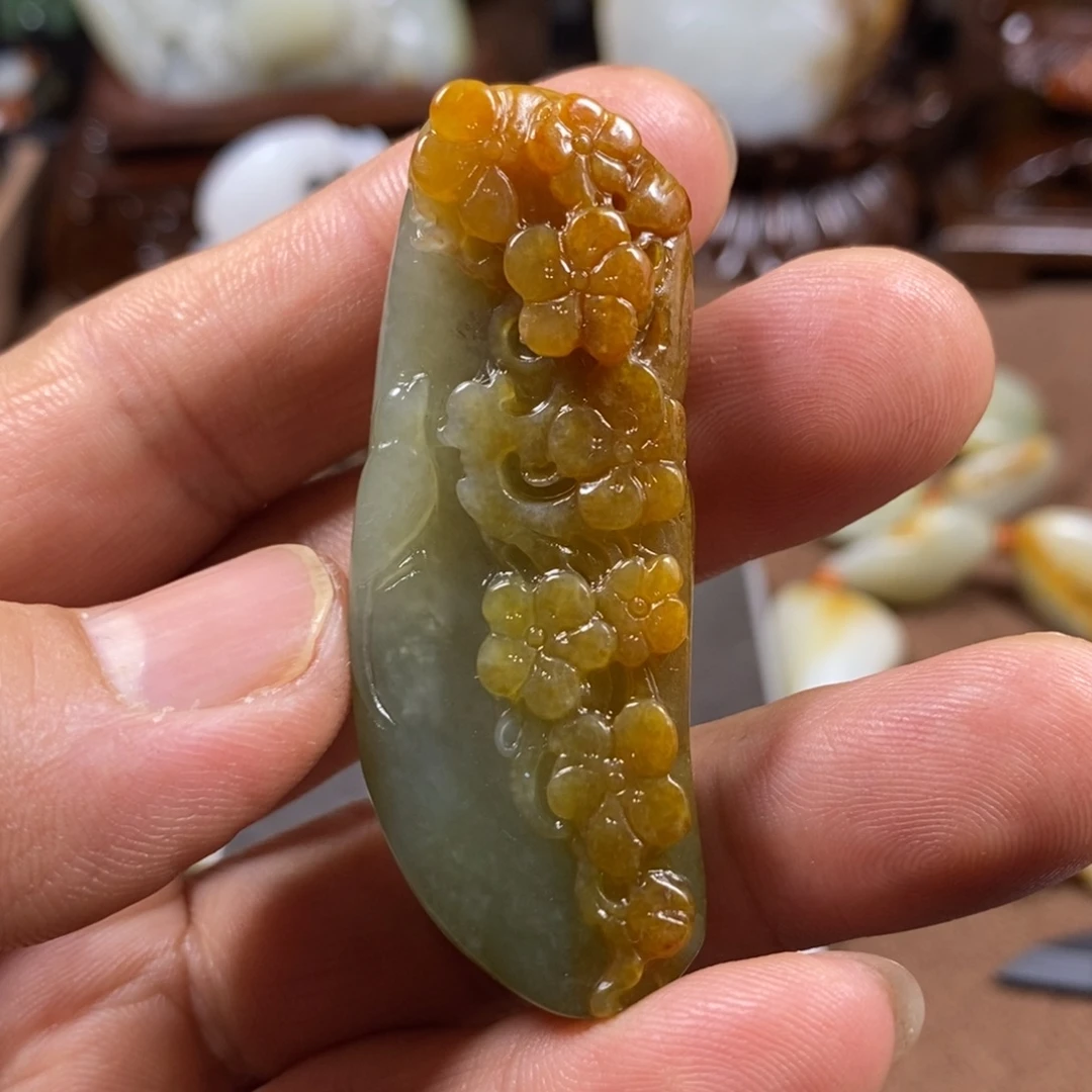 和田玉未镶嵌挂件