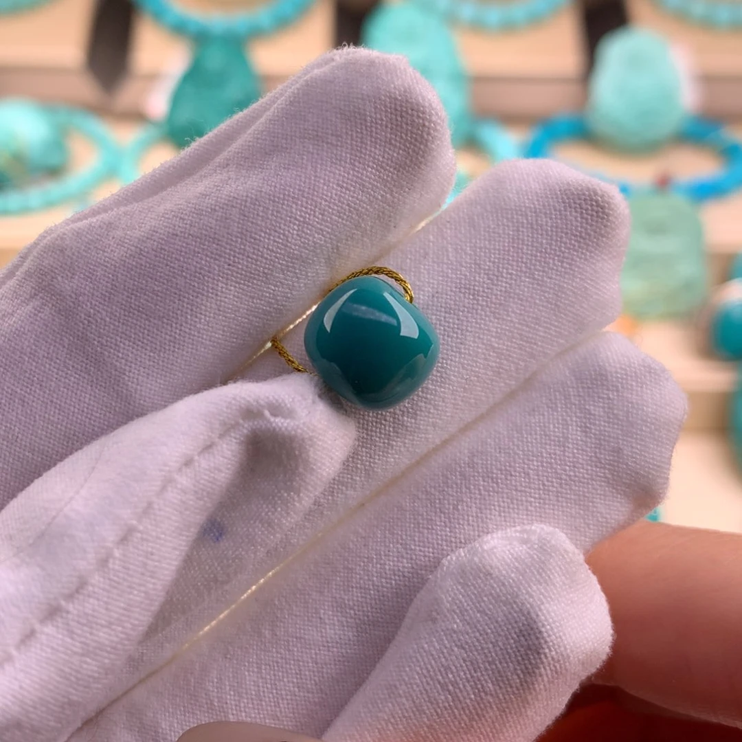 绿松石珠宝奇石未镶嵌10.8*9.4mm