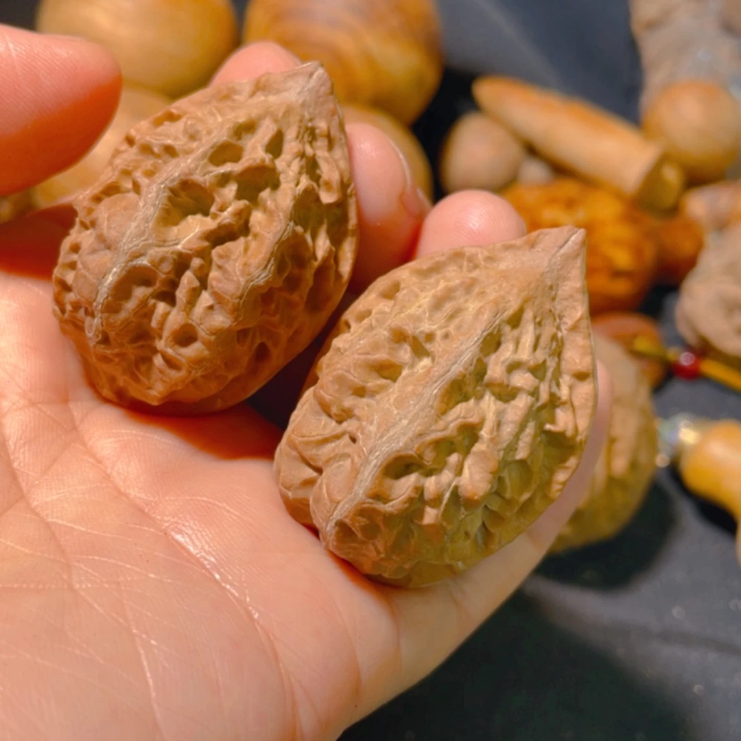 【闪购商品】文玩核桃吊坠东北楸子6