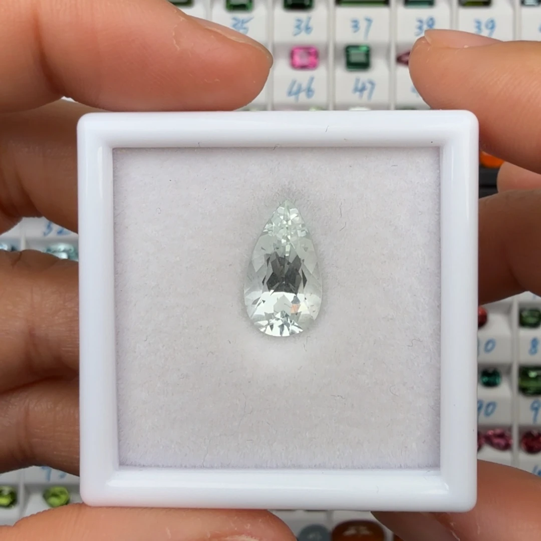 绿柱石裸石天然3.5克拉