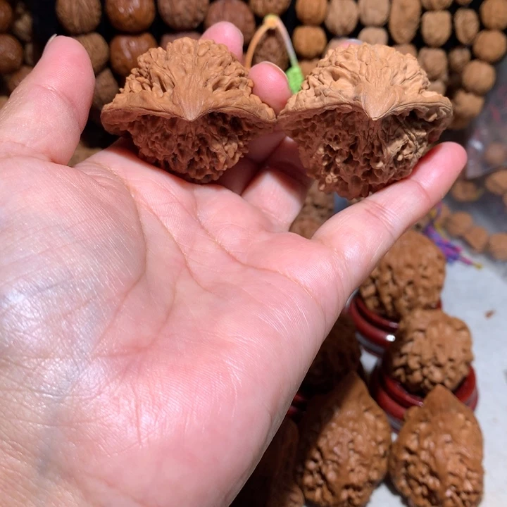 核桃手串/手链蛇头有一只泛油