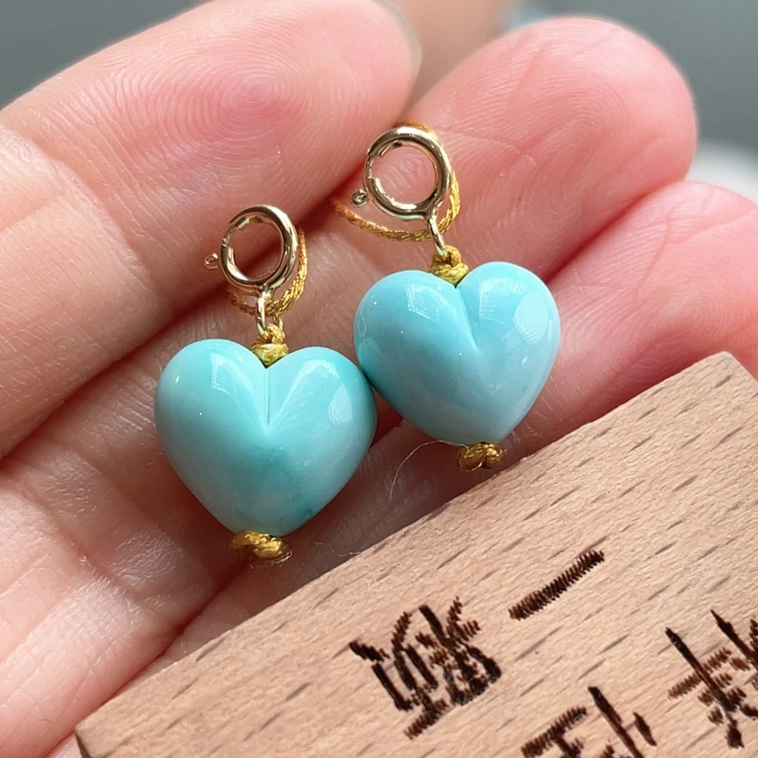 未镶嵌绿松石颈饰
