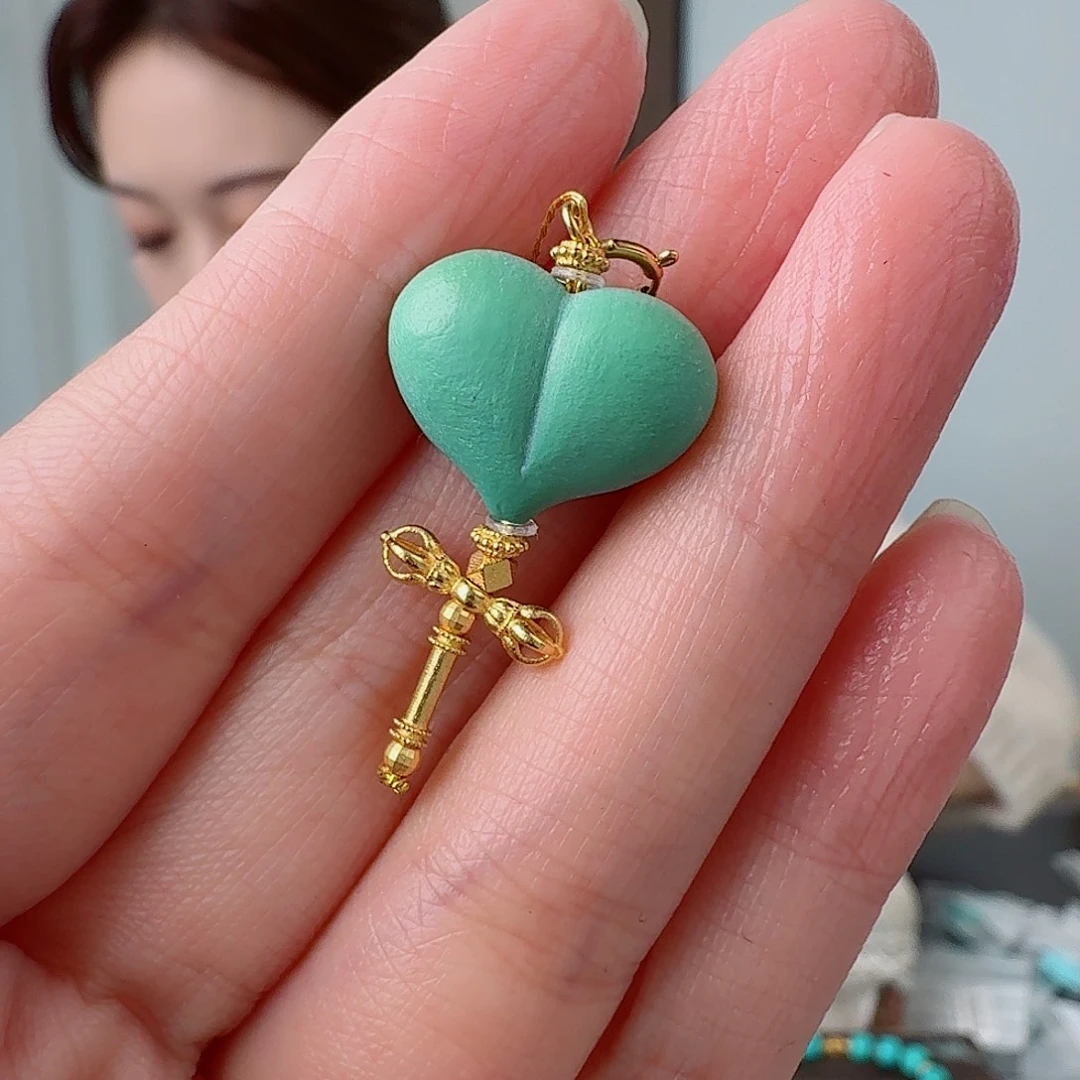 绿松石18K金镶嵌珠宝奇石