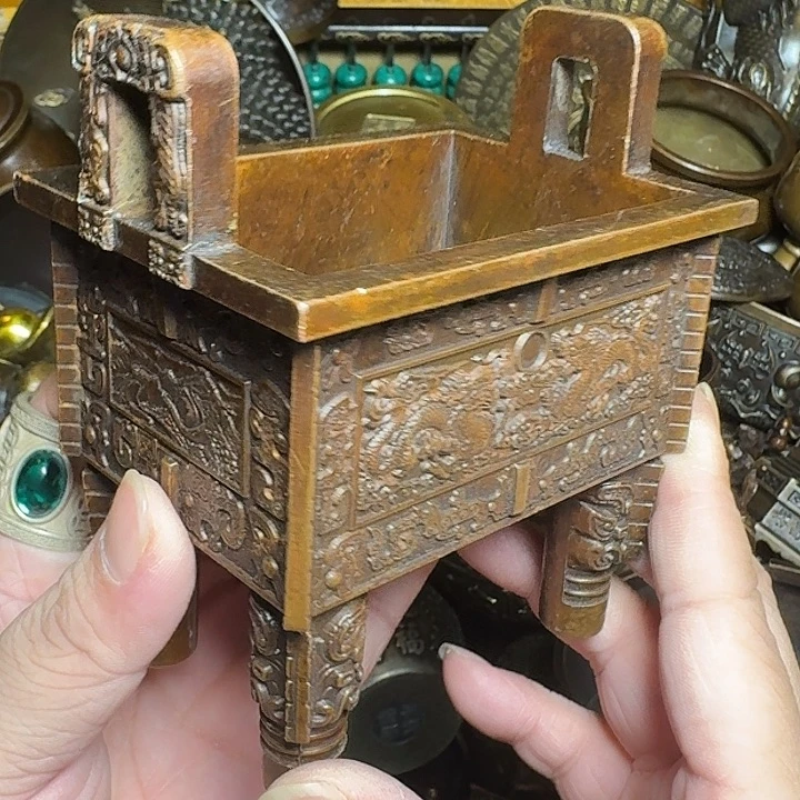 铜器摆件收收藏藏