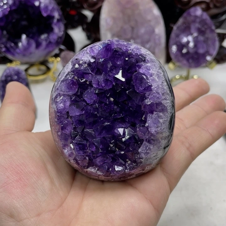 未镶嵌紫晶珠宝半成品