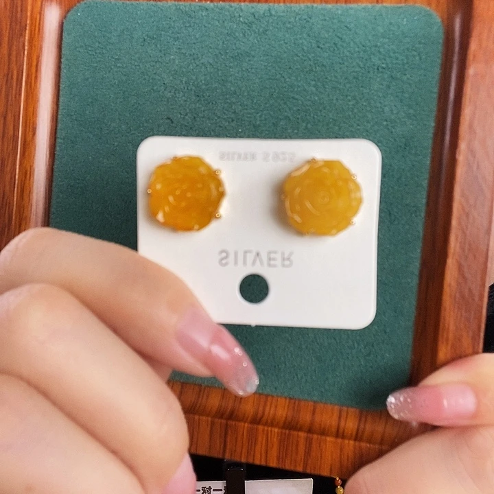 蜜蜡银S925镶嵌耳饰耳钉
