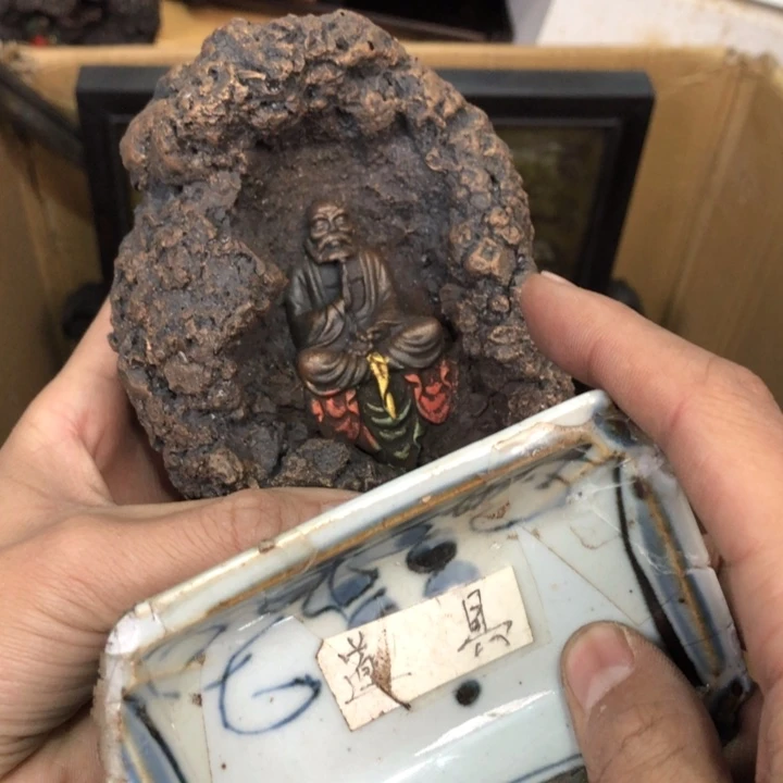 陶瓷孤品单件车里拍