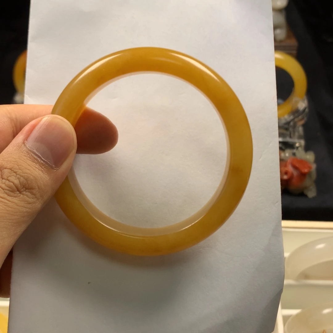 石英质玉（黄龙玉）未镶嵌手镯