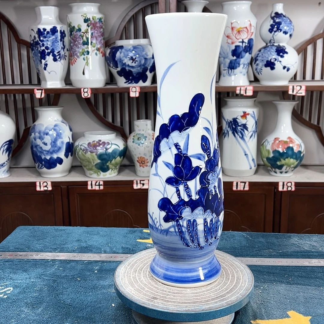 摆件景德镇陶瓷蛮鱼