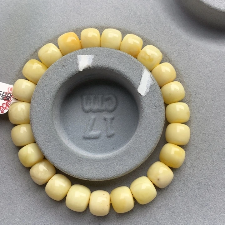 未镶嵌琥珀珠宝奇石8