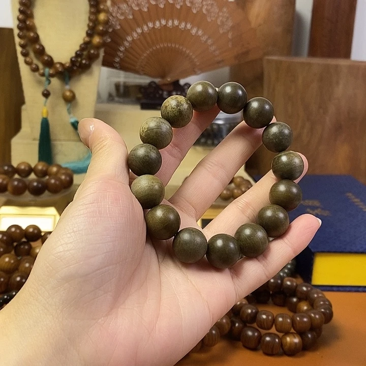 檀香木老山檀香阴沉1.5手串