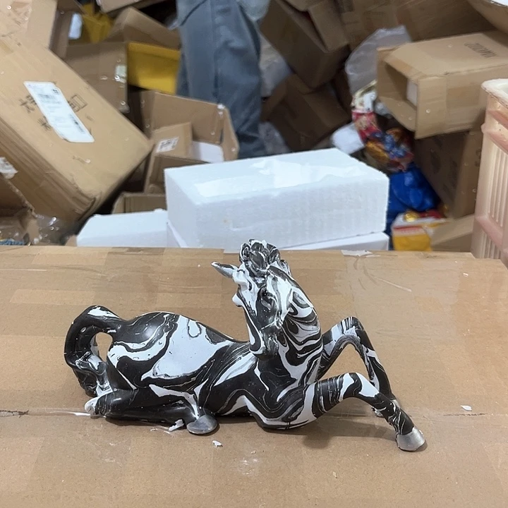 树脂树脂材质花花瓶瓶罐罐等等