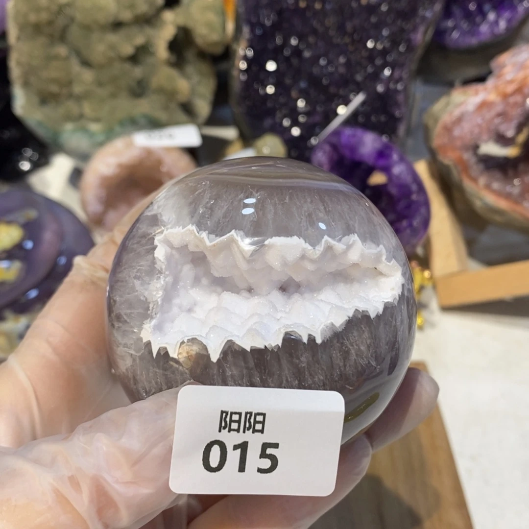 水晶未镶嵌大型摆件（非配饰）
