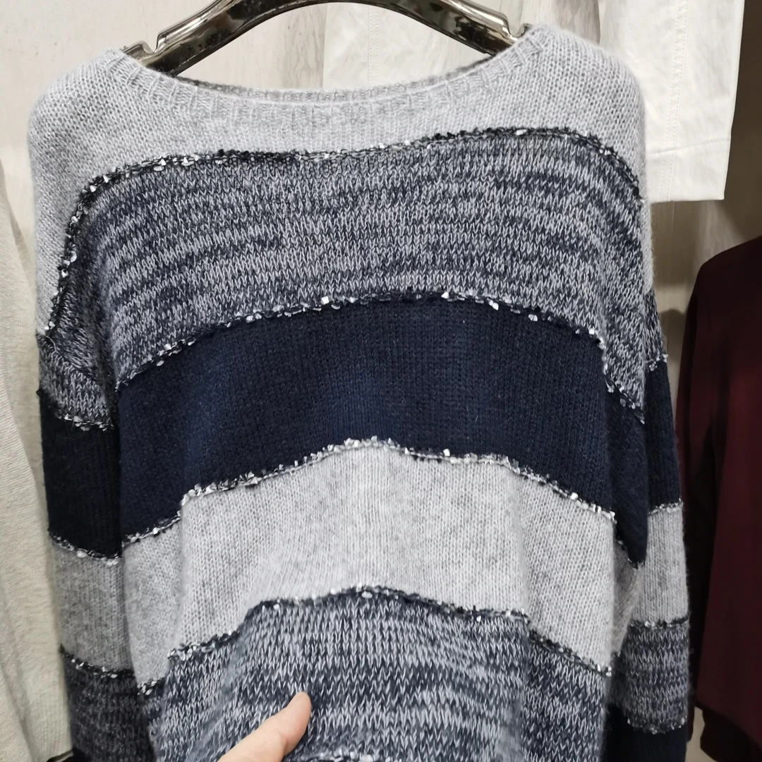 依美阁女装推介秋款圆领条纹毛衫休闲百搭