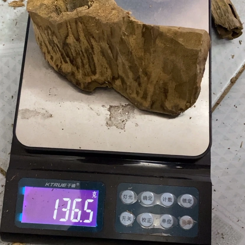 【闪购商品】香榧木海南136克