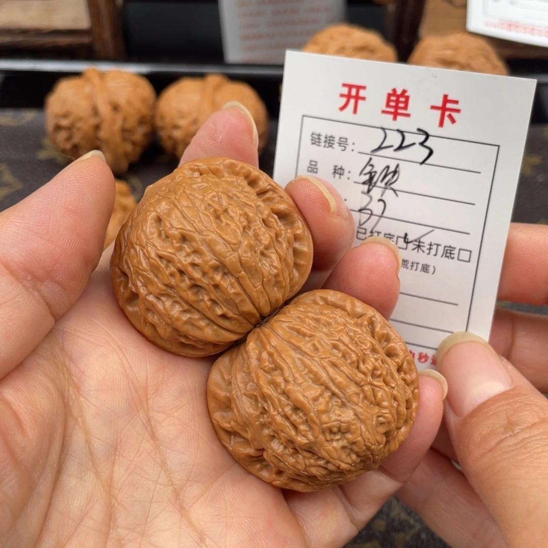 吊坠桃核文玩核桃