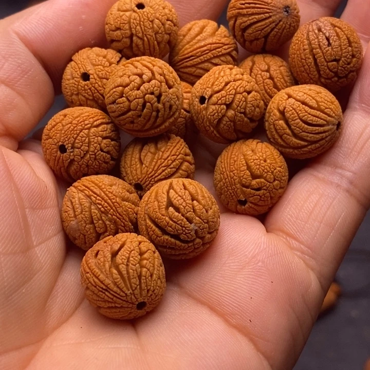 秦岭龙纹桃核手串
