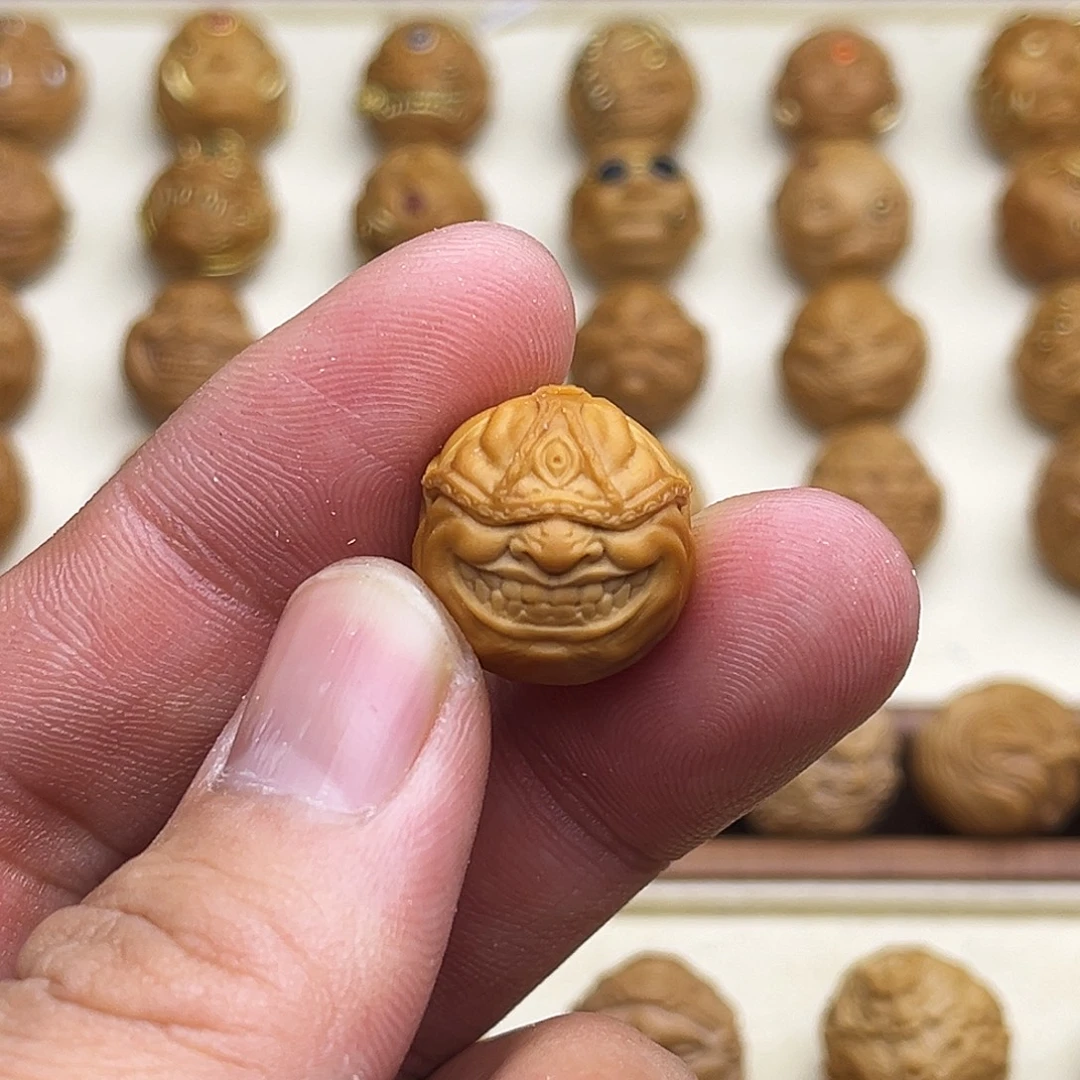 猴头核桃吊坠英语本色17.18