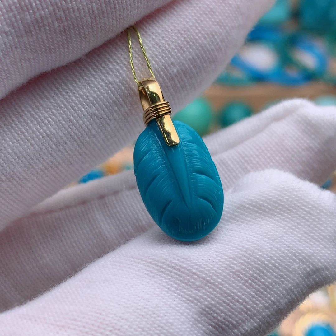 18K金镶嵌绿松石珠宝奇石