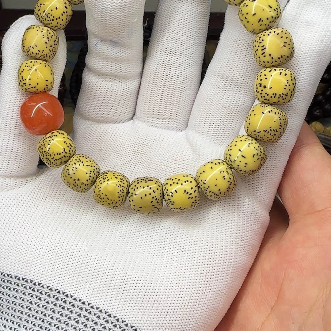 星月菩提手串卡11.5原生态鸡油黄