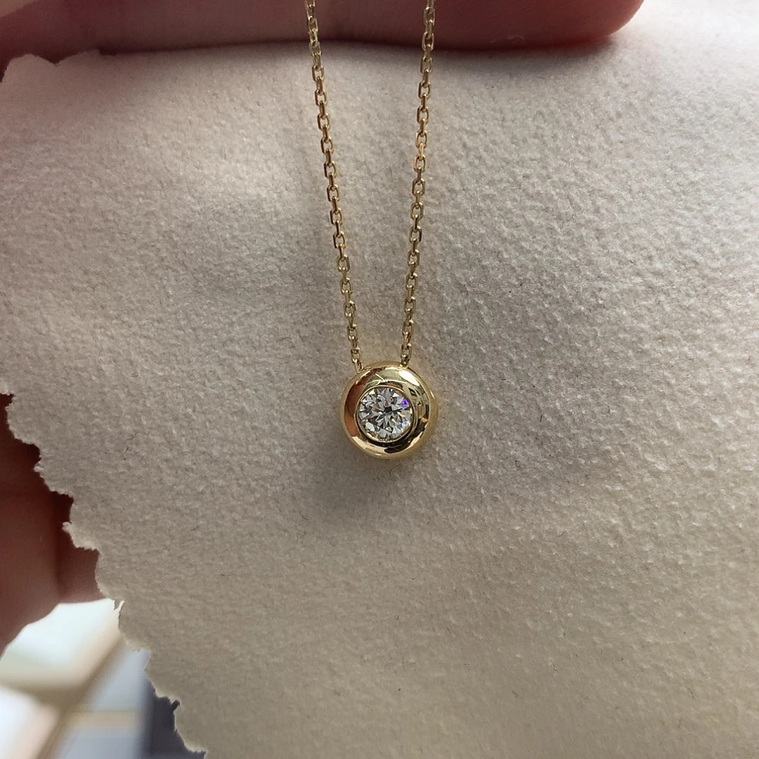 宝***~18K金镶嵌钻石颈饰K黄