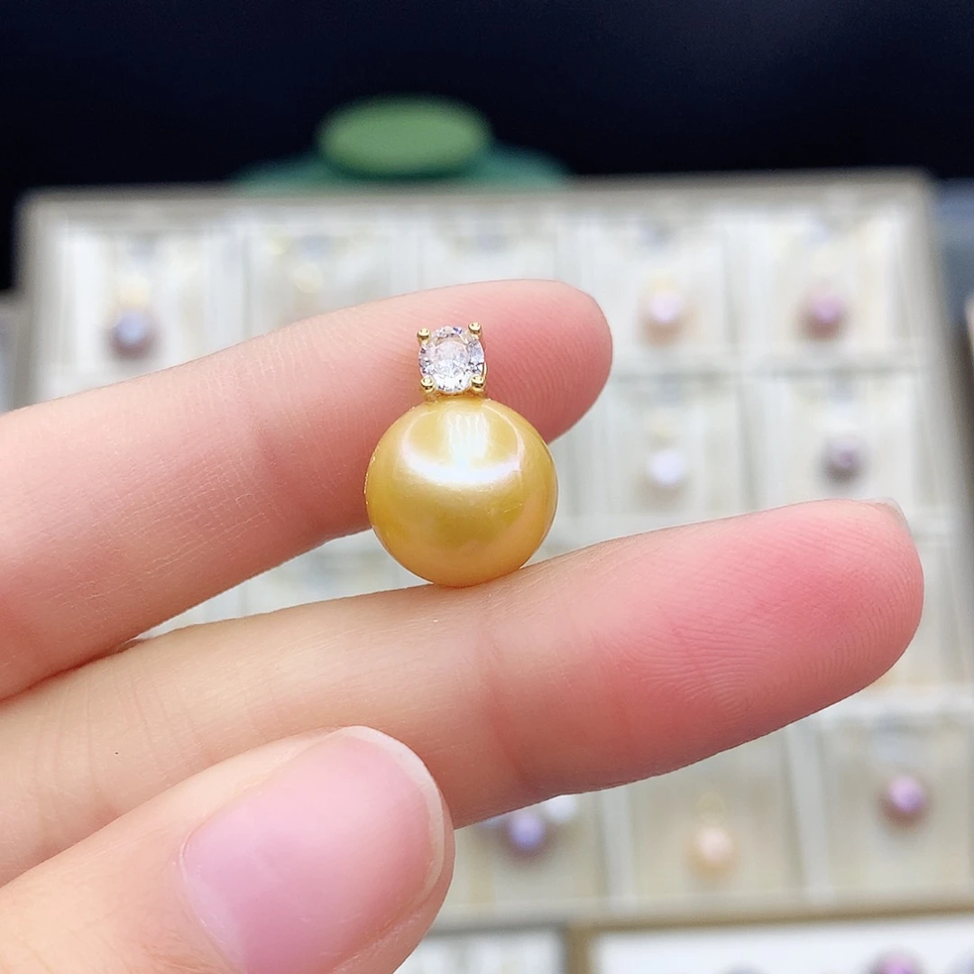 淡水珍珠颈饰合金