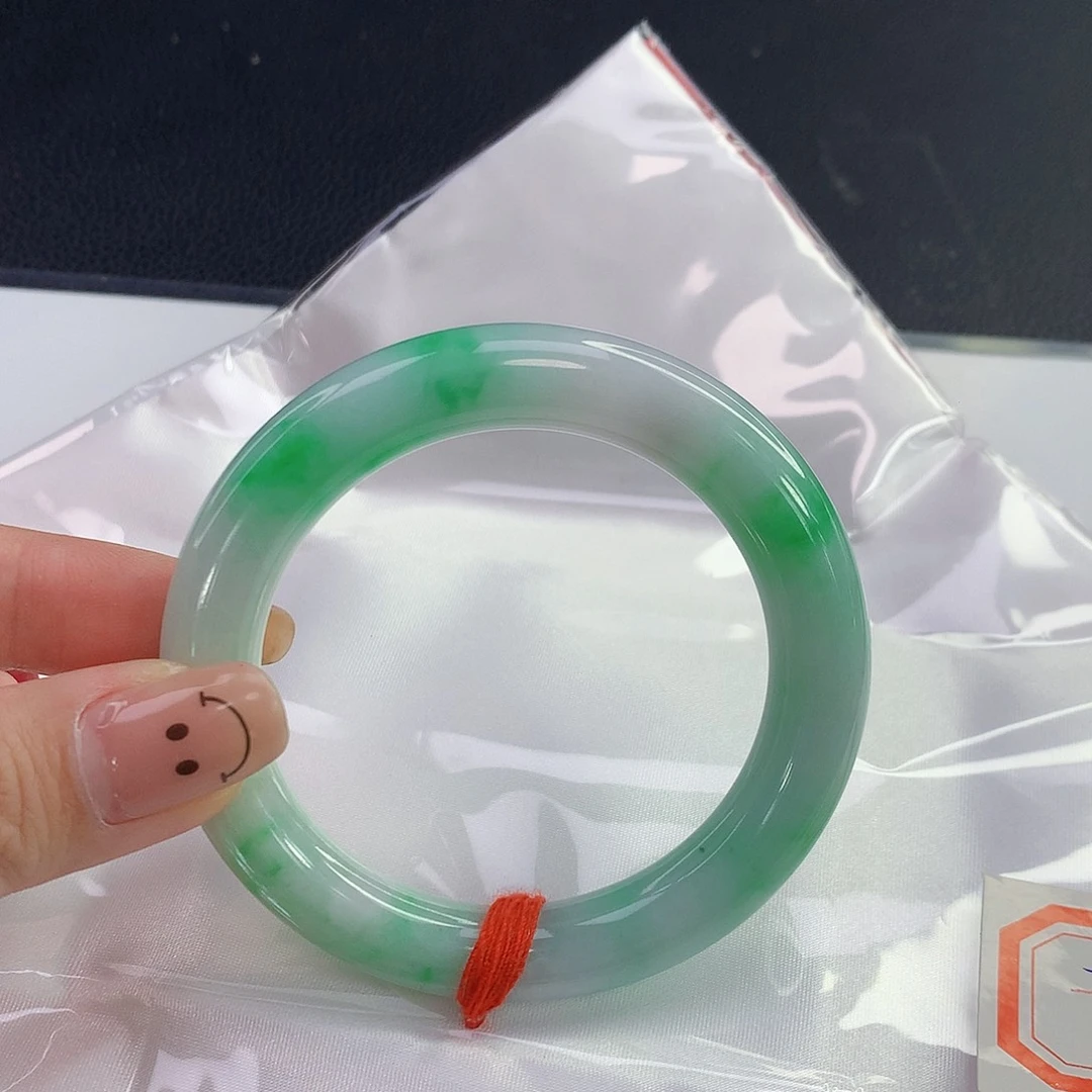 翡翠手镯未镶嵌天然翡翠A货108