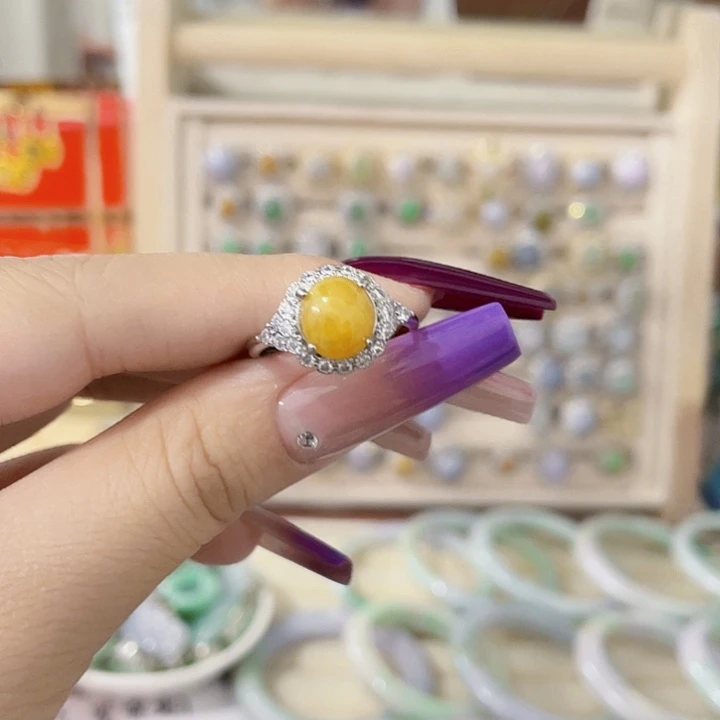 颈饰未镶嵌翡翠天然翡翠Ａ货