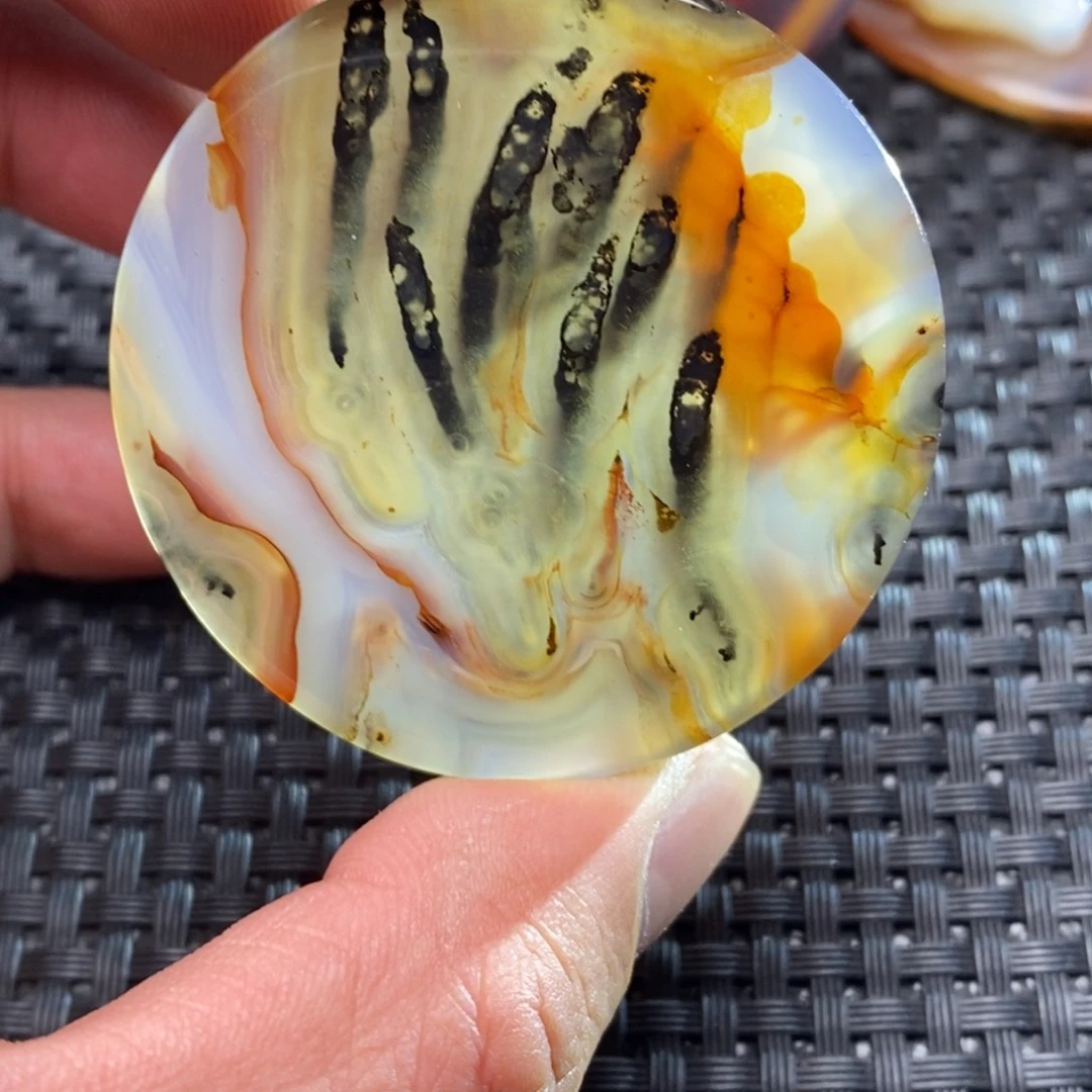 玛瑙/玉髓颈饰未镶嵌太*