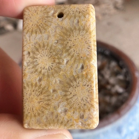 硅化玉吊坠未镶嵌