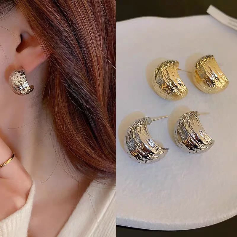 复古气质金属C形耳环2026新款爆款高级感轻奢耳钉女独特耳饰精致